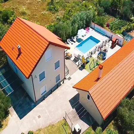 Vesna Lux - Five Bedroom With Swimming Pool Villa