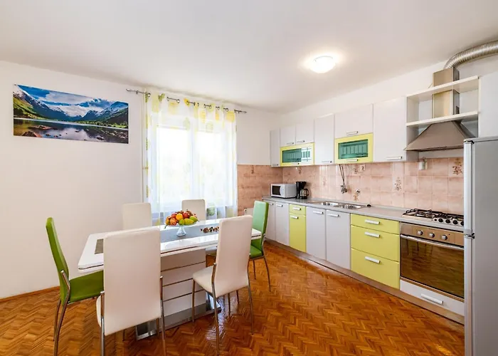 Vesna Lux - Five Bedroom With Swimming Pool Villa
