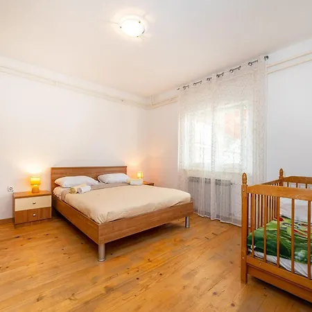 Five Bedroom *