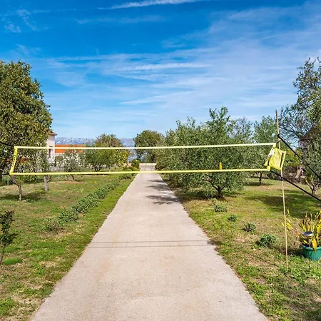 Vesna Lux - Five Bedroom With Swimming Pool 扎达尔