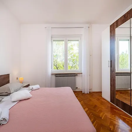 Five Bedroom